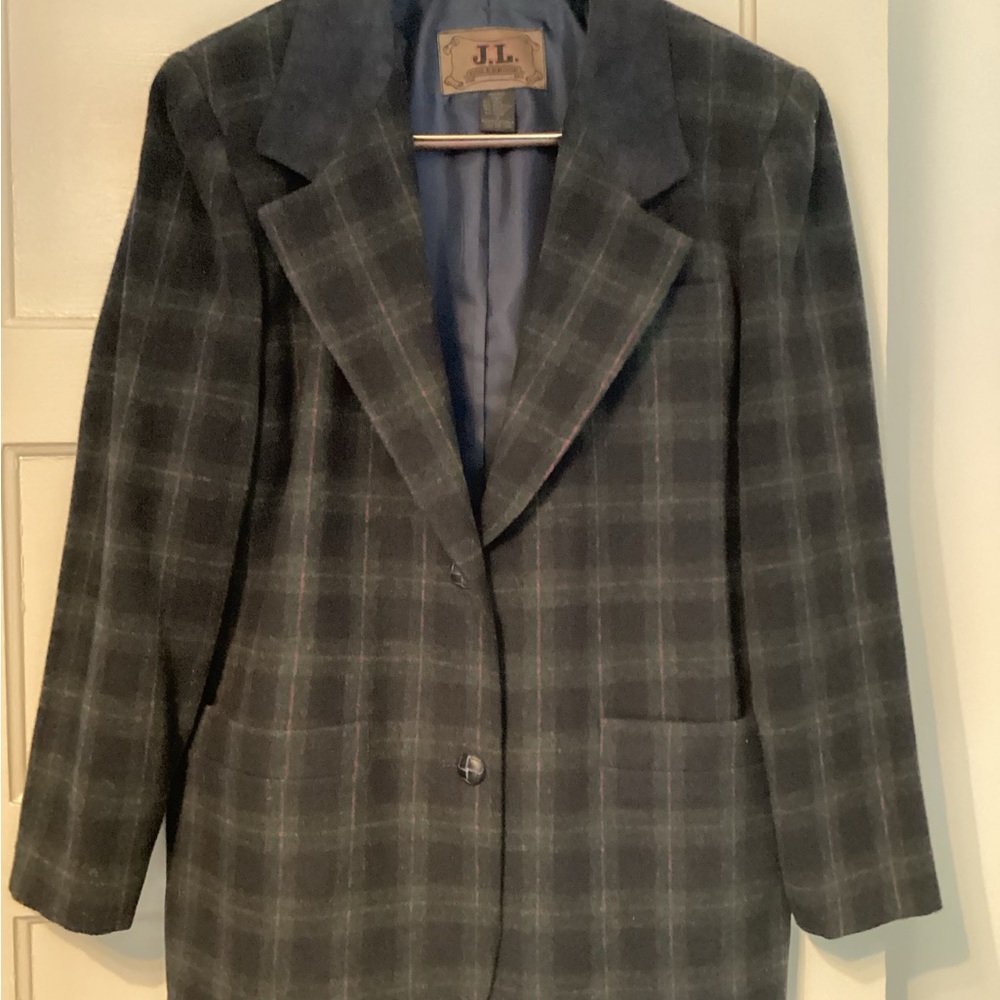 Vintage J. L. Colebrook Women’s Wool Blend Blazer. Size Small.